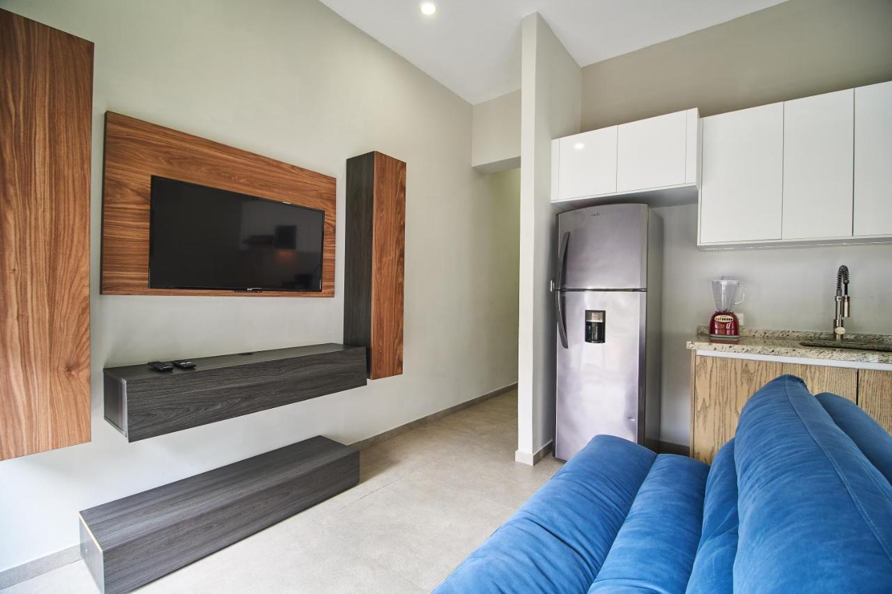 Torre 42 Playa Del Carmen By Lockey Aparthotel Exterior photo