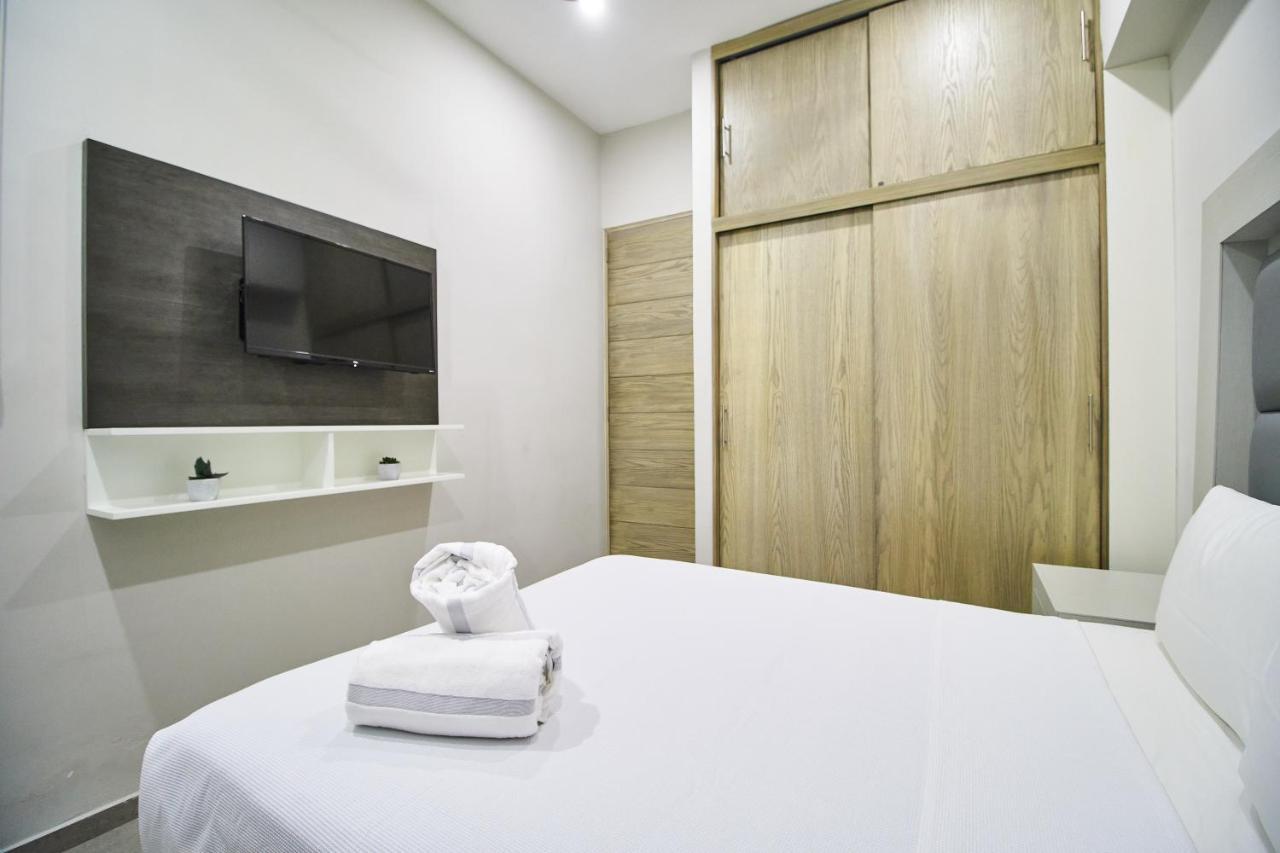 Torre 42 Playa Del Carmen By Lockey Aparthotel Exterior photo