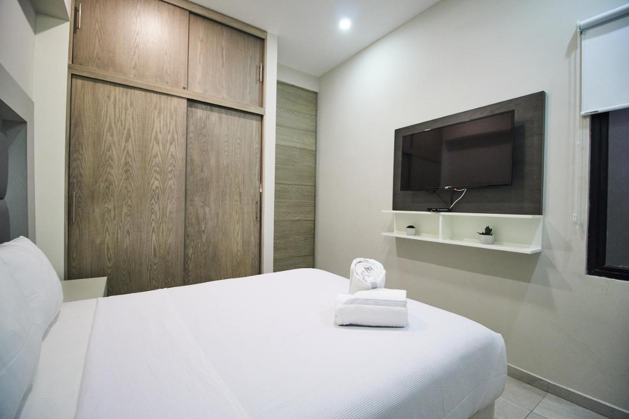 Torre 42 Playa Del Carmen By Lockey Aparthotel Exterior photo